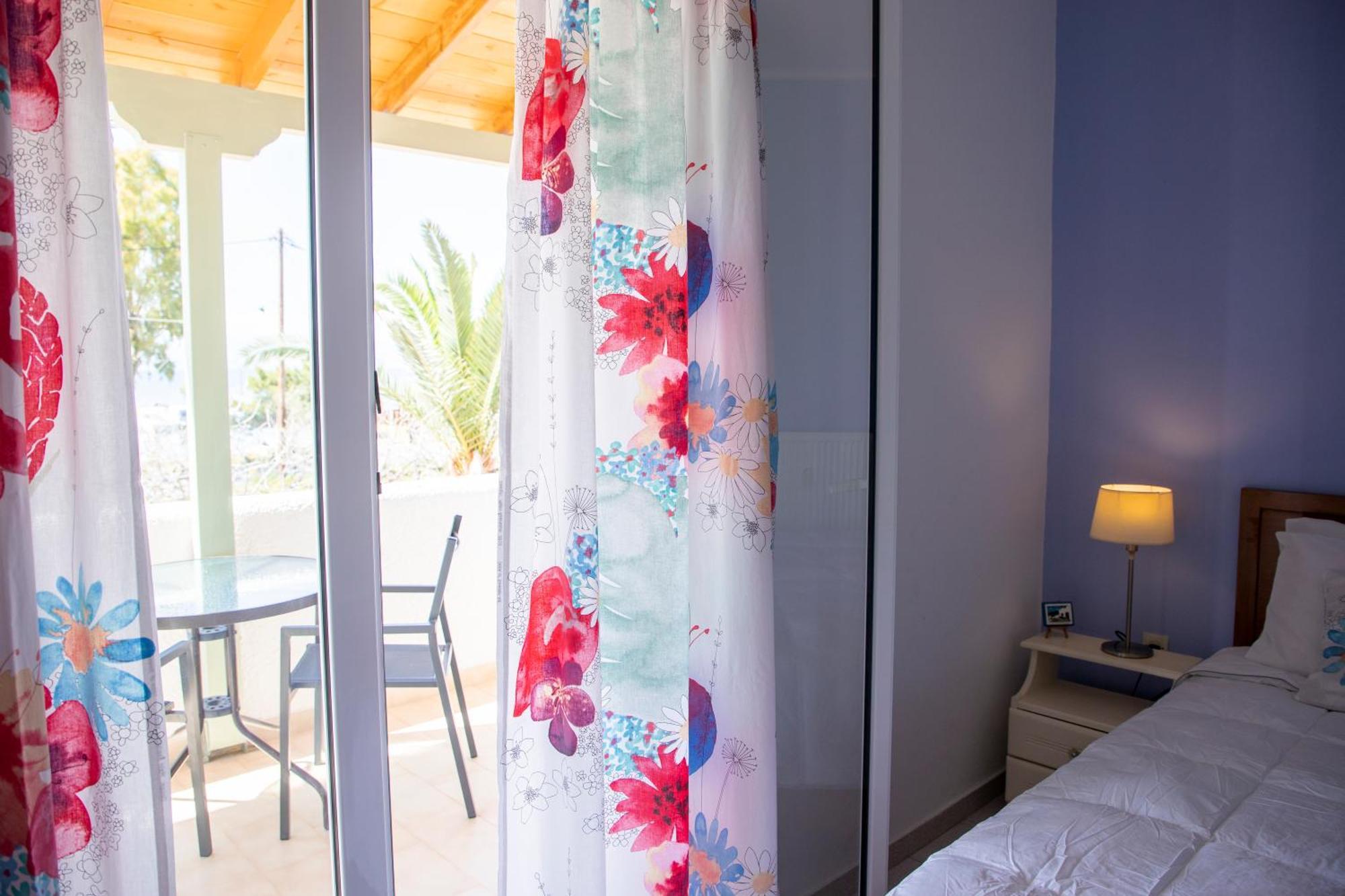 Stefanie Studios Aegina Екстериор снимка