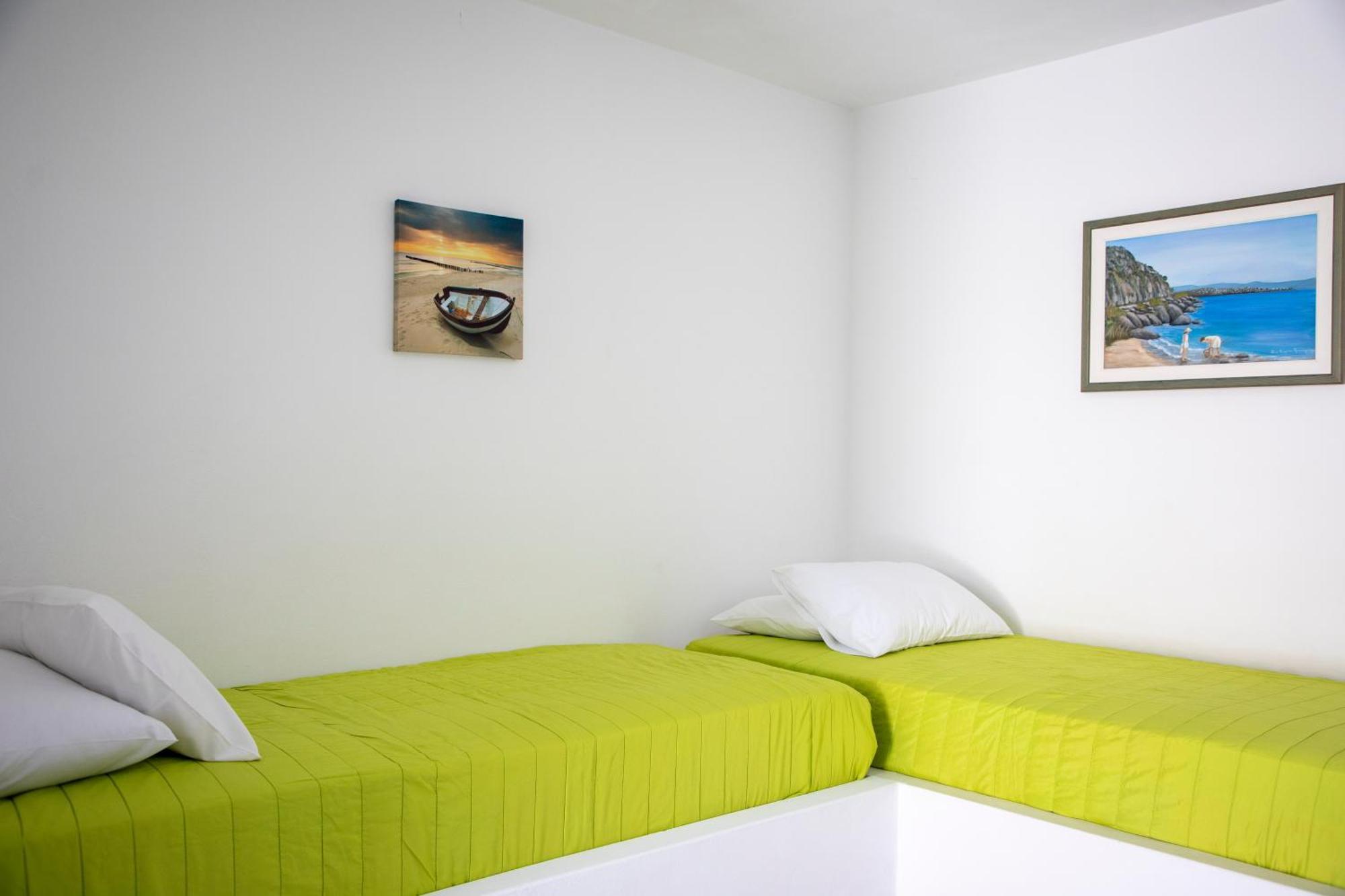 Stefanie Studios Aegina Екстериор снимка