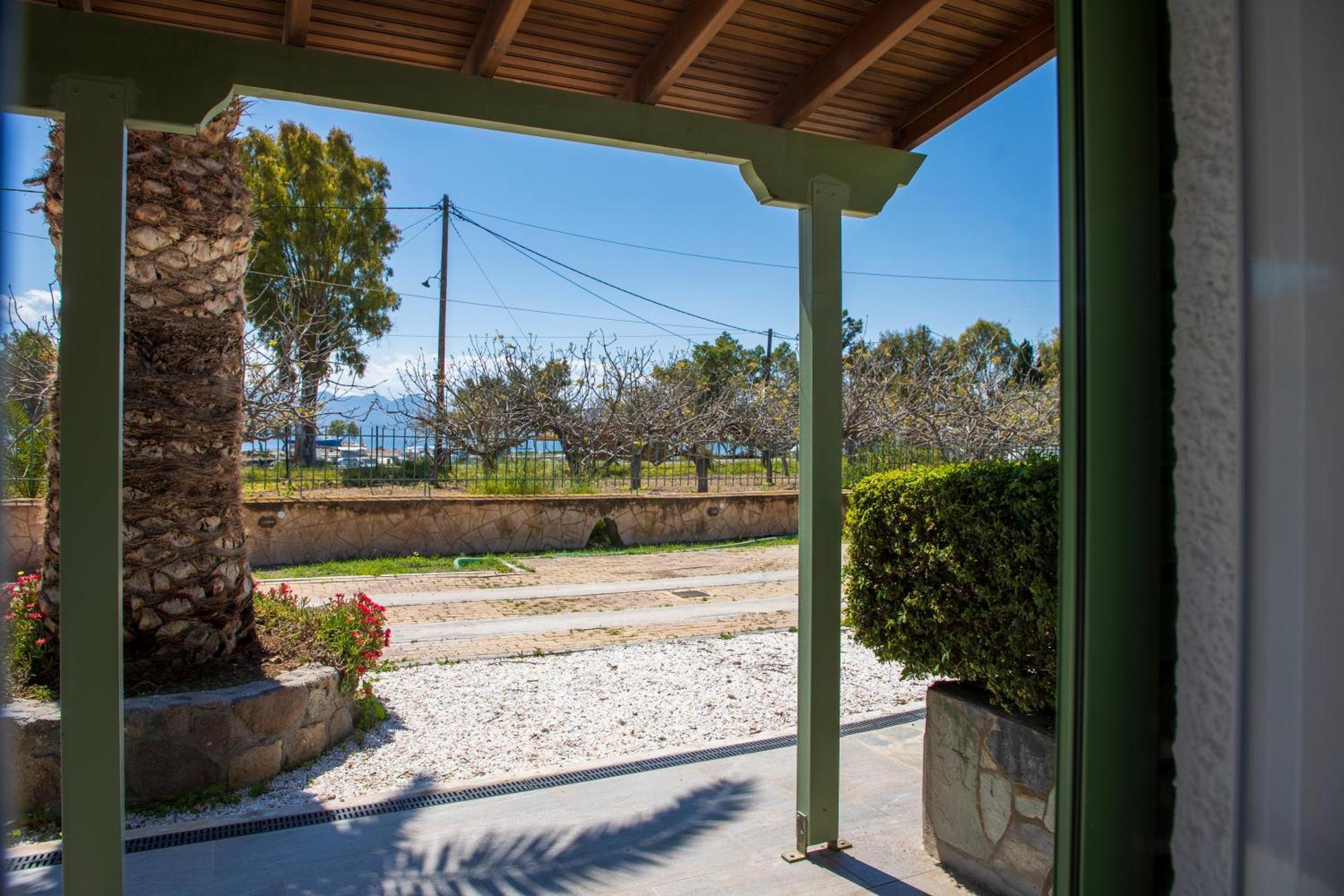 Stefanie Studios Aegina Екстериор снимка