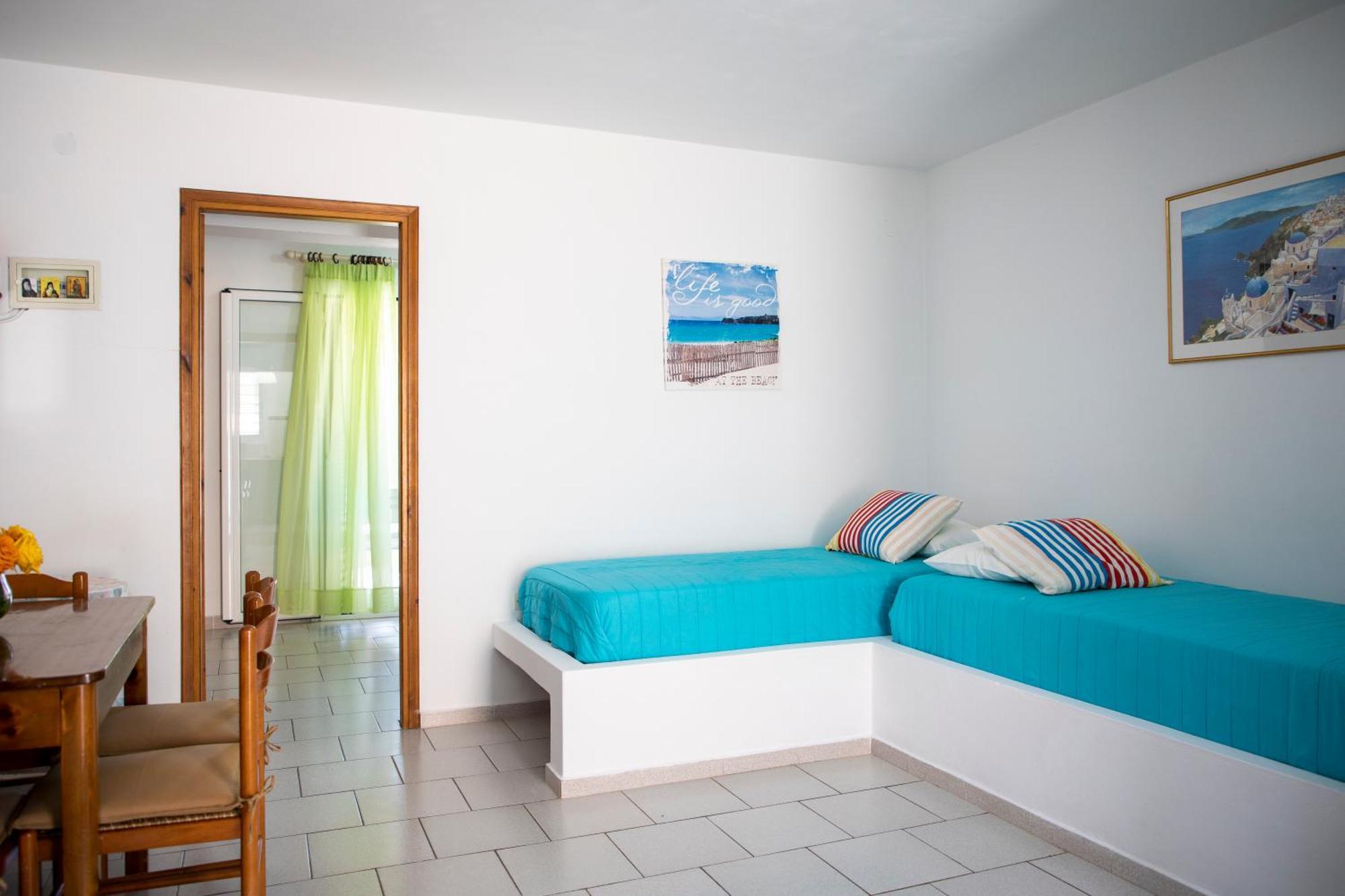 Stefanie Studios Aegina Екстериор снимка