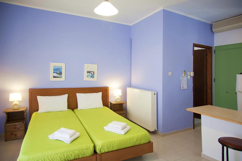 Stefanie Studios Aegina Екстериор снимка