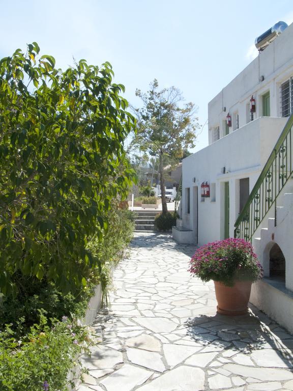 Stefanie Studios Aegina Екстериор снимка